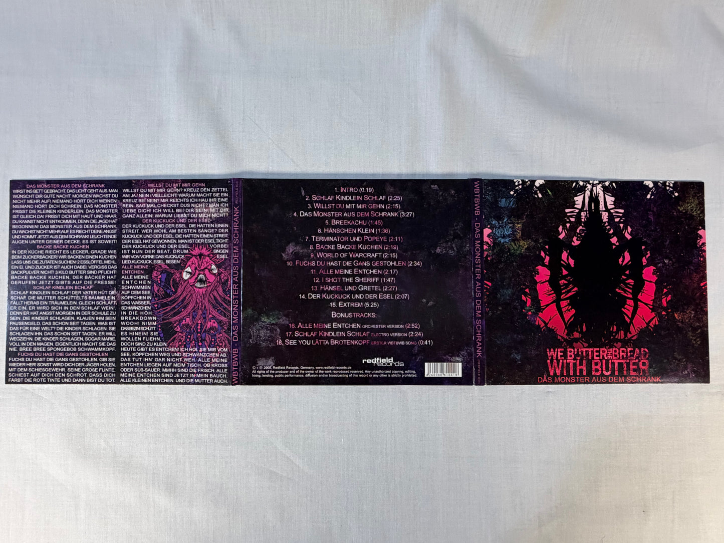 We Butter The Bread With Butter 2 CD Set Redfield Records Digipak Das Monster aus dem Schrank