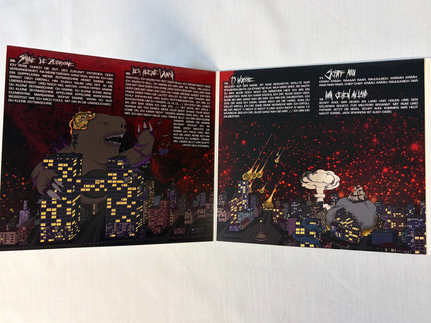 We Butter The Bread With Butter 2 CD Set Redfield Records Digipak Das Monster aus dem Schrank