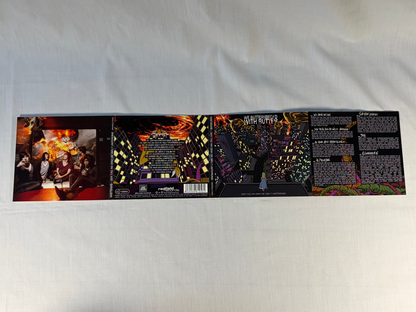We Butter The Bread With Butter 2 CD Set Redfield Records Digipak Das Monster aus dem Schrank