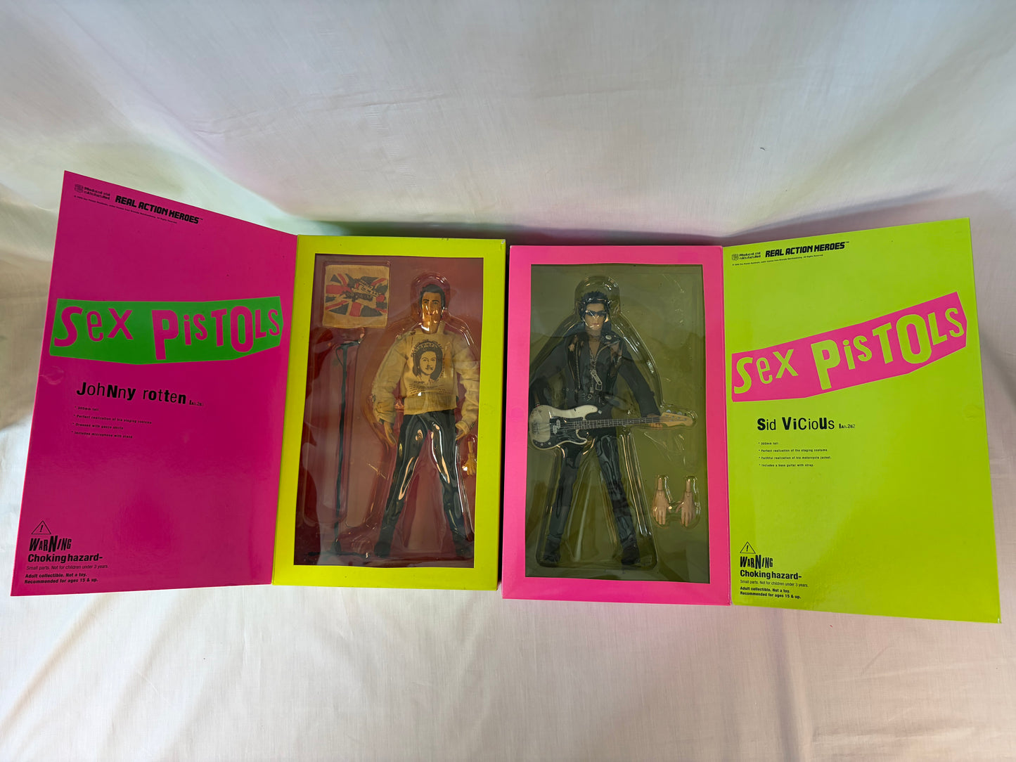 Medicom Toy RAH Sex Pistols Johnny Rotten Sid Vicious 1:6 Figure Set Japan Release