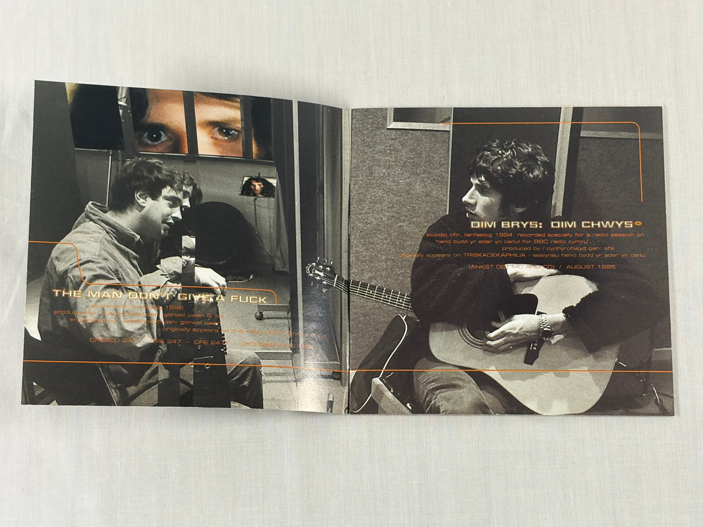 Super Furry Animals Out Spaced LP Vinyl 1998 UK Creation Records CRELP 229 Britpop w/ Booklet