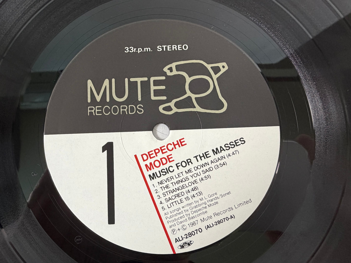 Depeche Mode Music For The Masses LP Vinyl Record 1987 Japan Press ALI-28070 w/ OBI & Insert