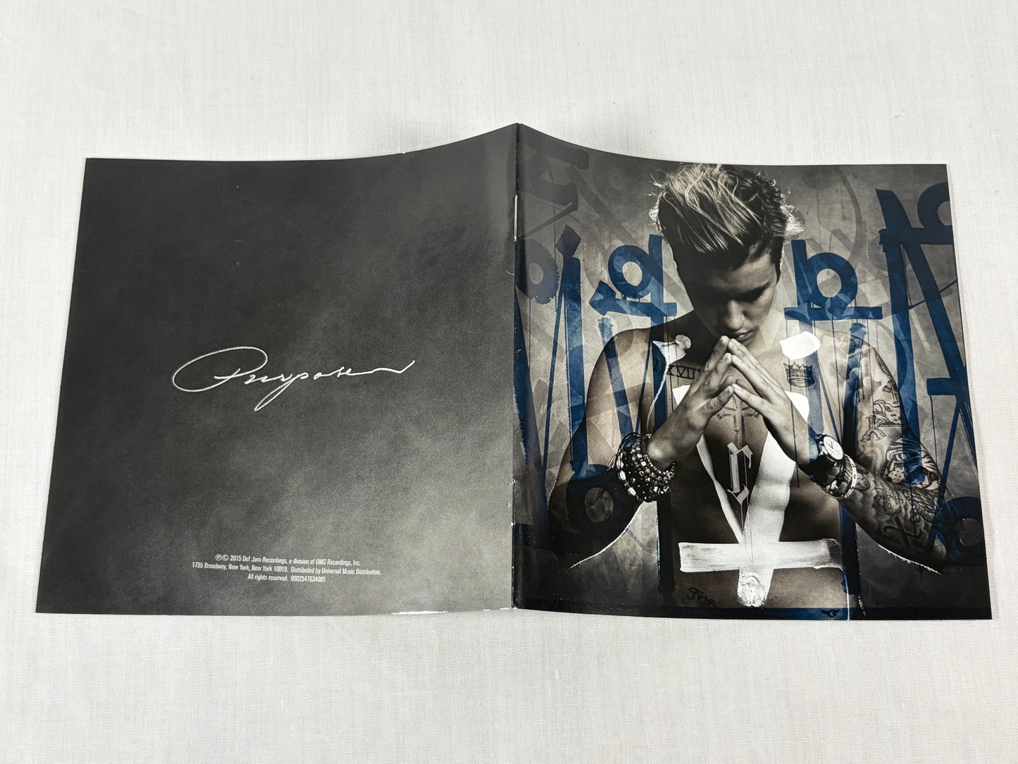 Justin Bieber Purpose Limited Fan Box Edition CD Box Set w/ Sealed T-Shirt Postcards Def Jam
