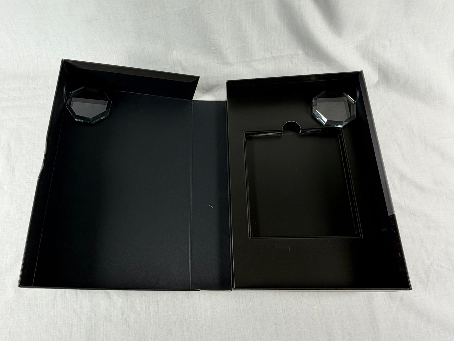 Justin Bieber Purpose Limited Fan Box Edition CD Box Set w/ Sealed T-Shirt Postcards Def Jam