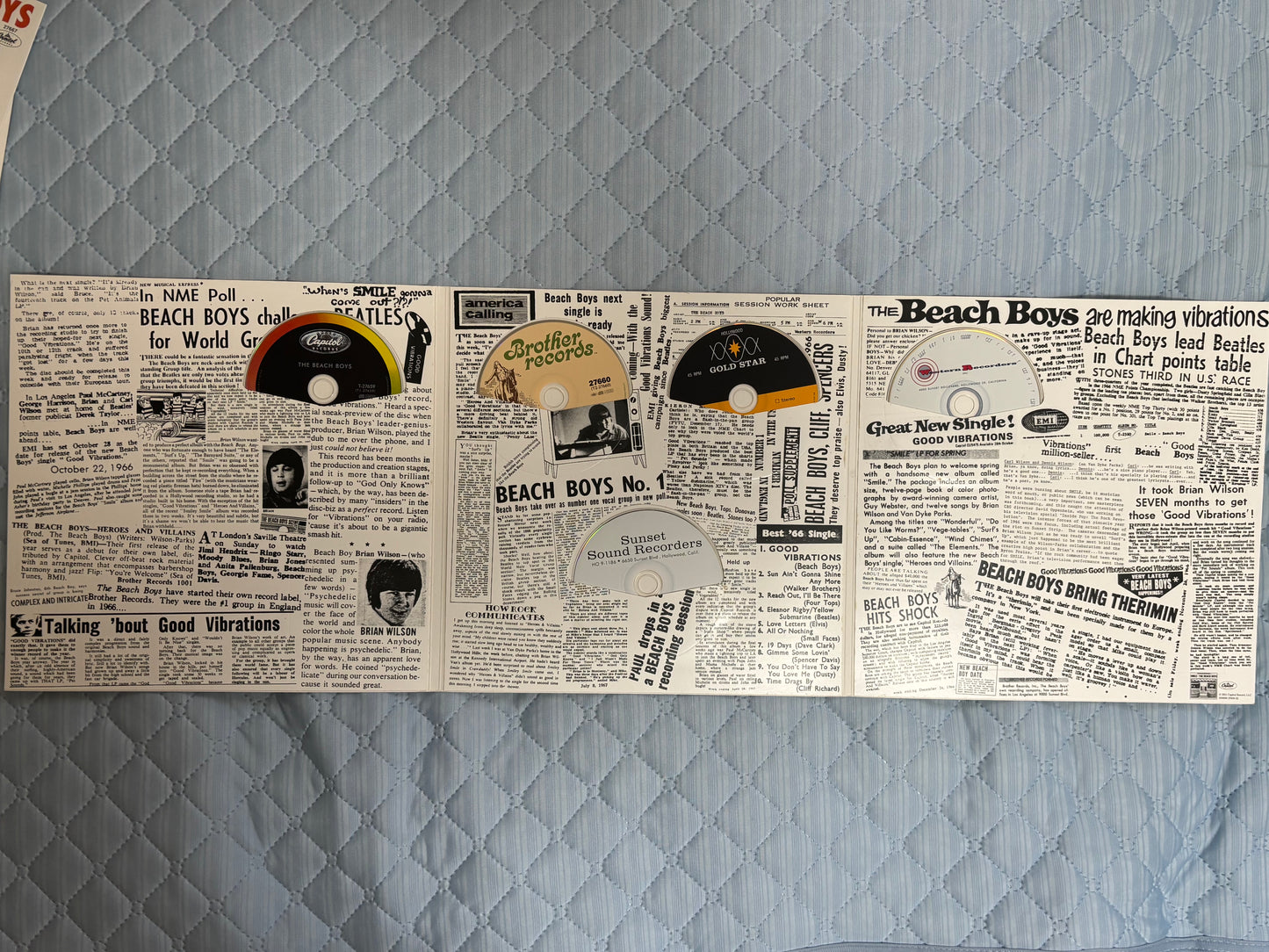The Beach Boys Smile Sessions Collector's Box Set 2 Vinyl LP + 5 CD + 2 EP + T-shirt Capitol