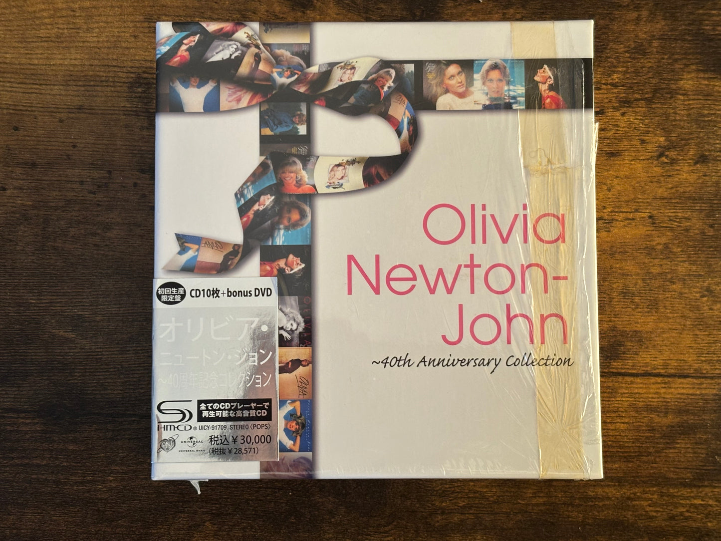 Olivia Newton-John 40th Anniversary Collection 10SHM-CD+DVD Box Set Japan 2010 w/ OBI