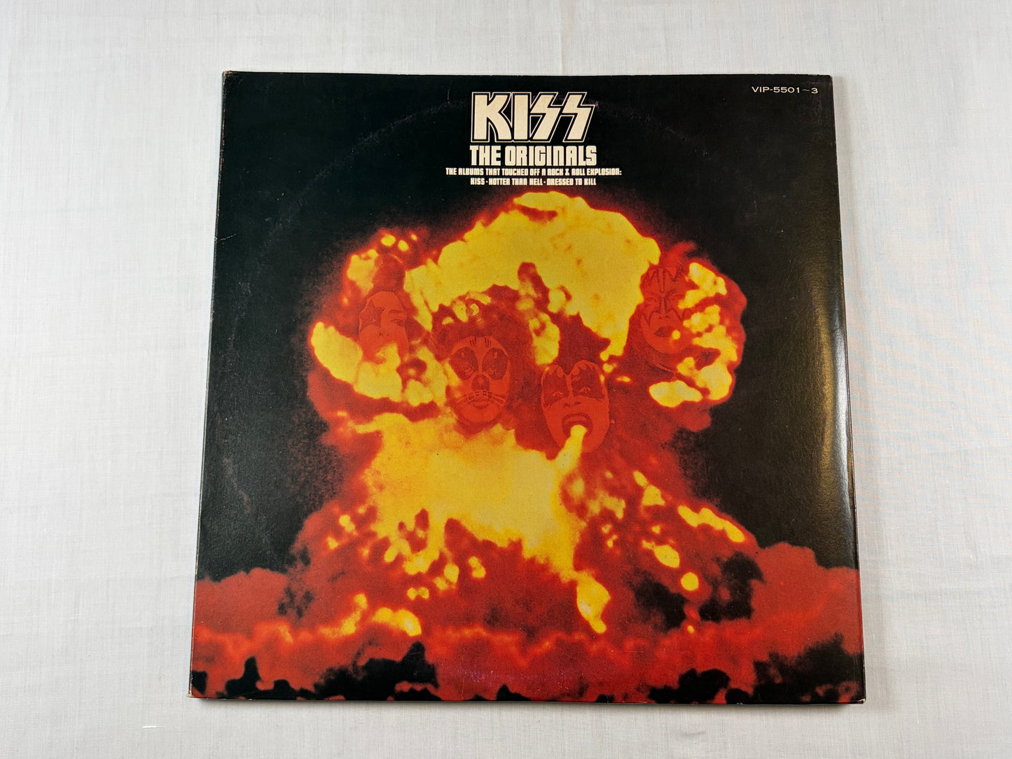 KISS The Originals VIP5501-3 1977 Japan Original 3LP Vinyl Box Set Victor Pressing with Inserts