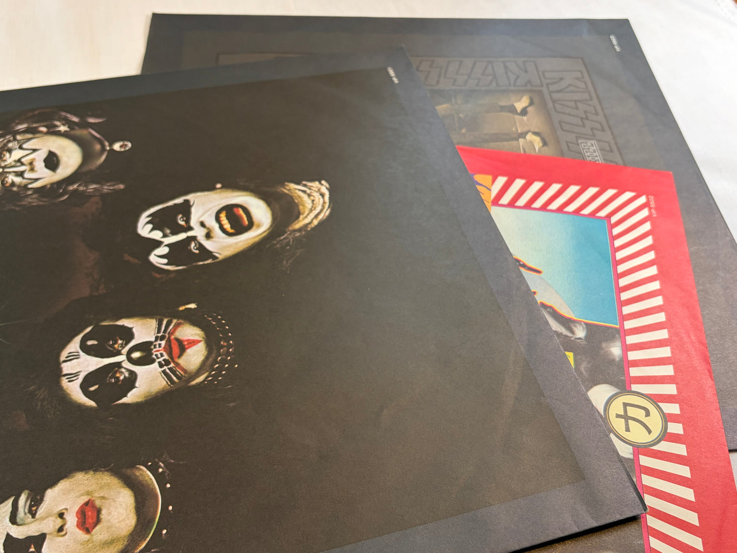KISS The Originals VIP5501-3 1977 Japan Original 3LP Vinyl Box Set Victor Pressing with Inserts