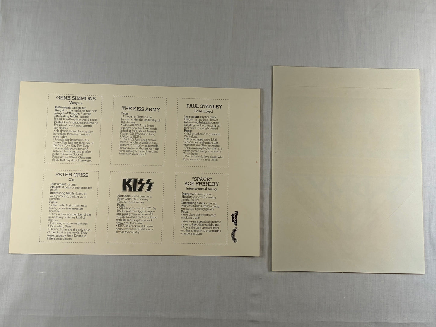 KISS The Originals VIP5501-3 1977 Japan Original 3LP Vinyl Box Set Victor Pressing with Inserts